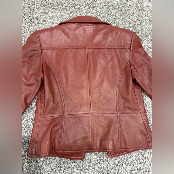 Wilson's Leather red brown leather jacket, size women's small - Picture 8 of 16